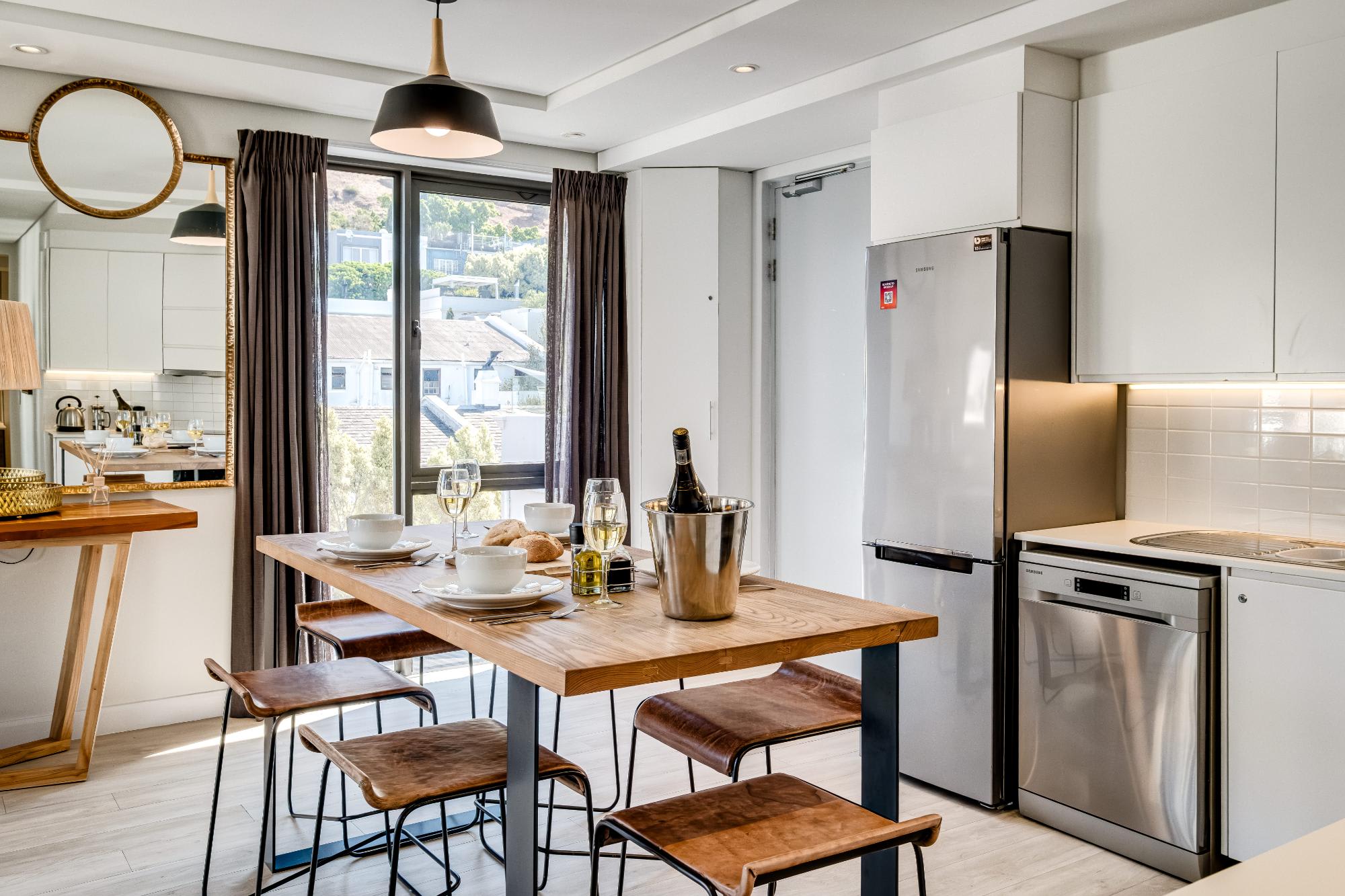 property_[object Object]_6