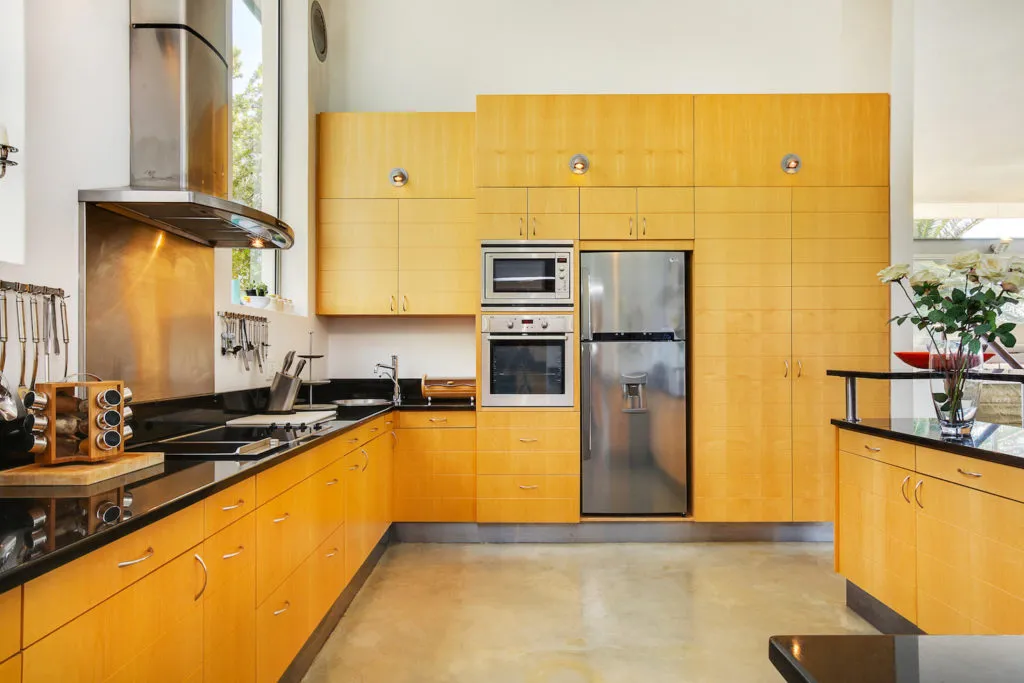 property_[object Object]_12