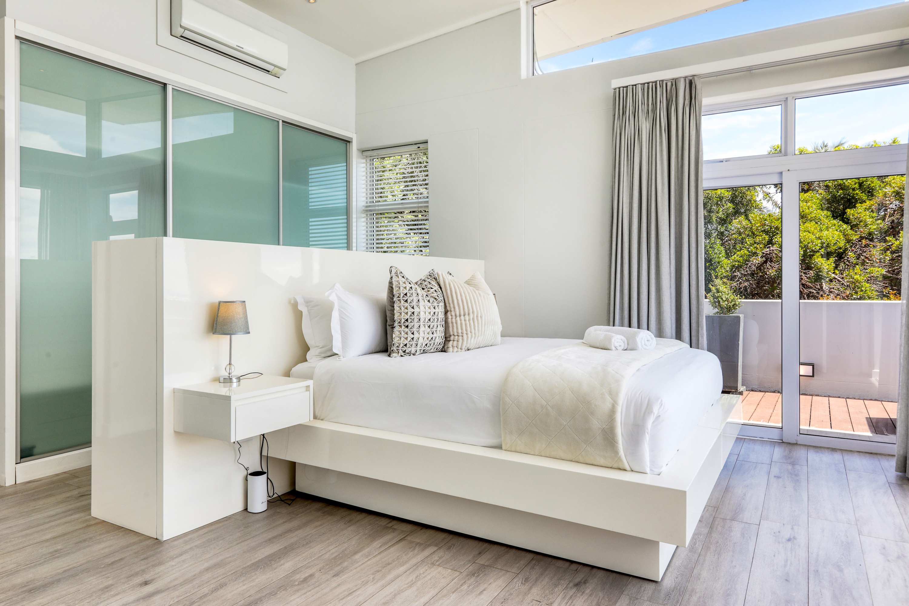 property_[object Object]_44