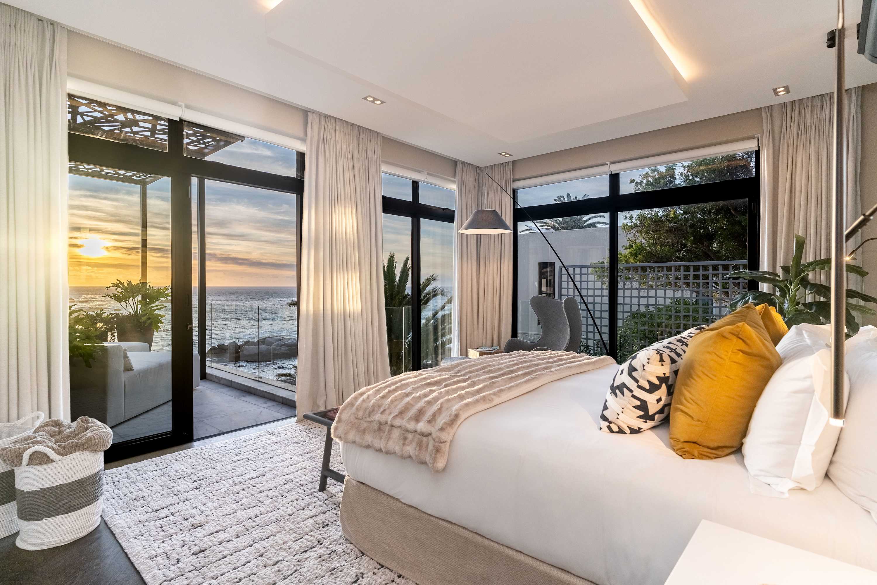 property_[object Object]_6