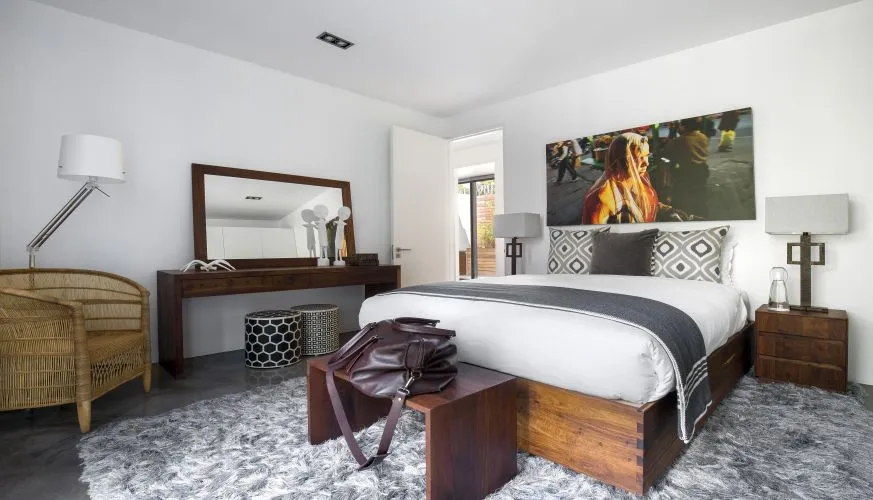 property_[object Object]_16