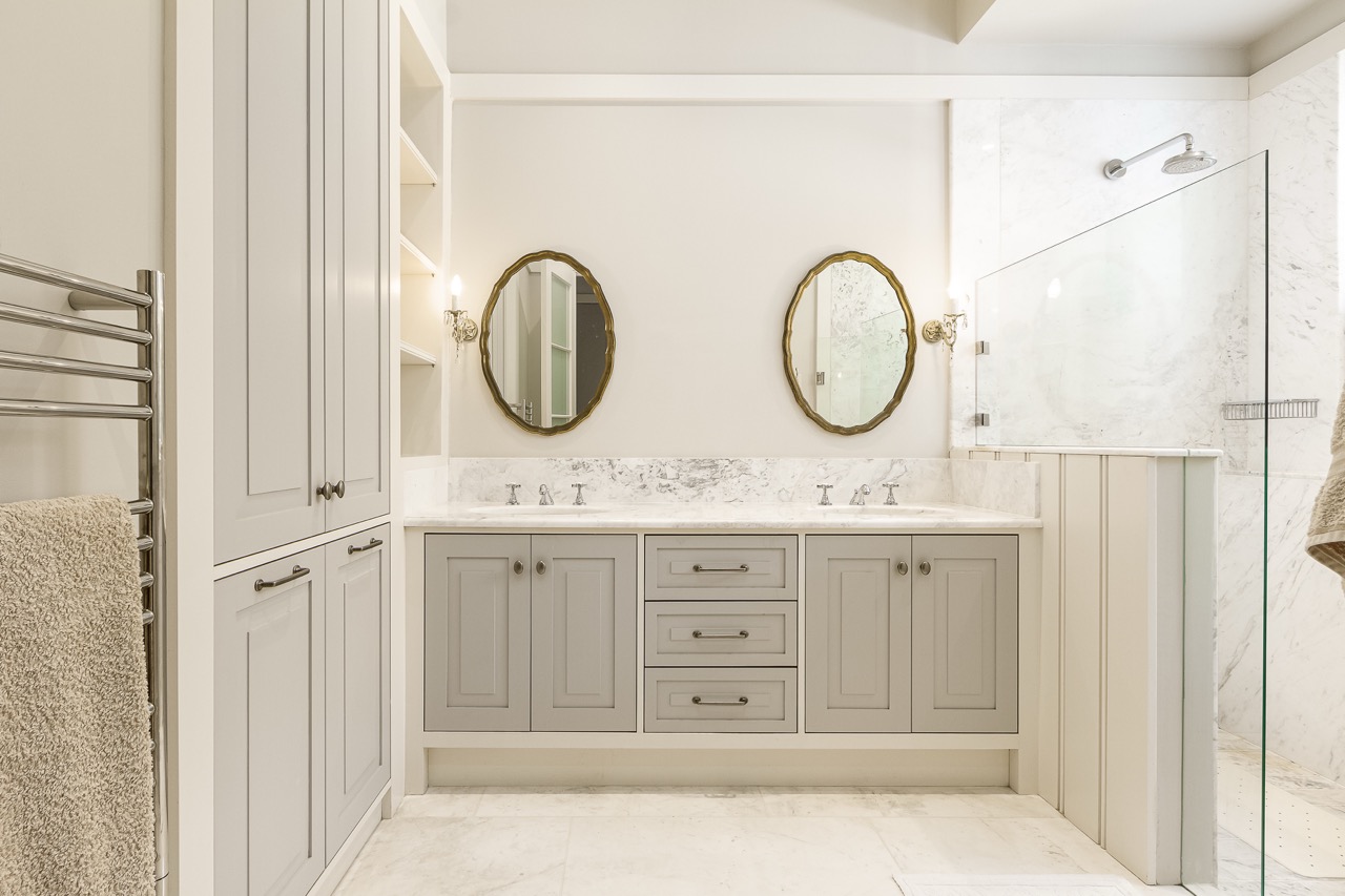 property_[object Object]_12