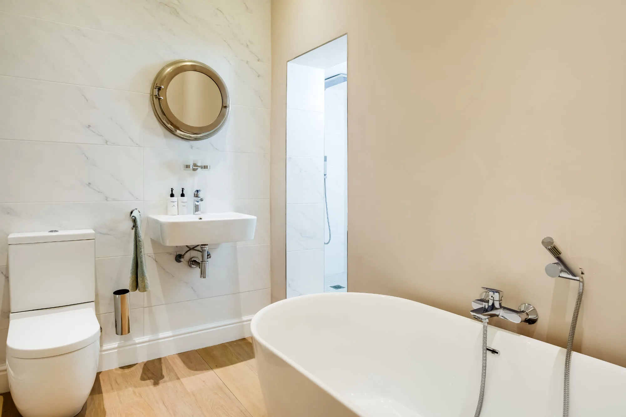 property_[object Object]_19