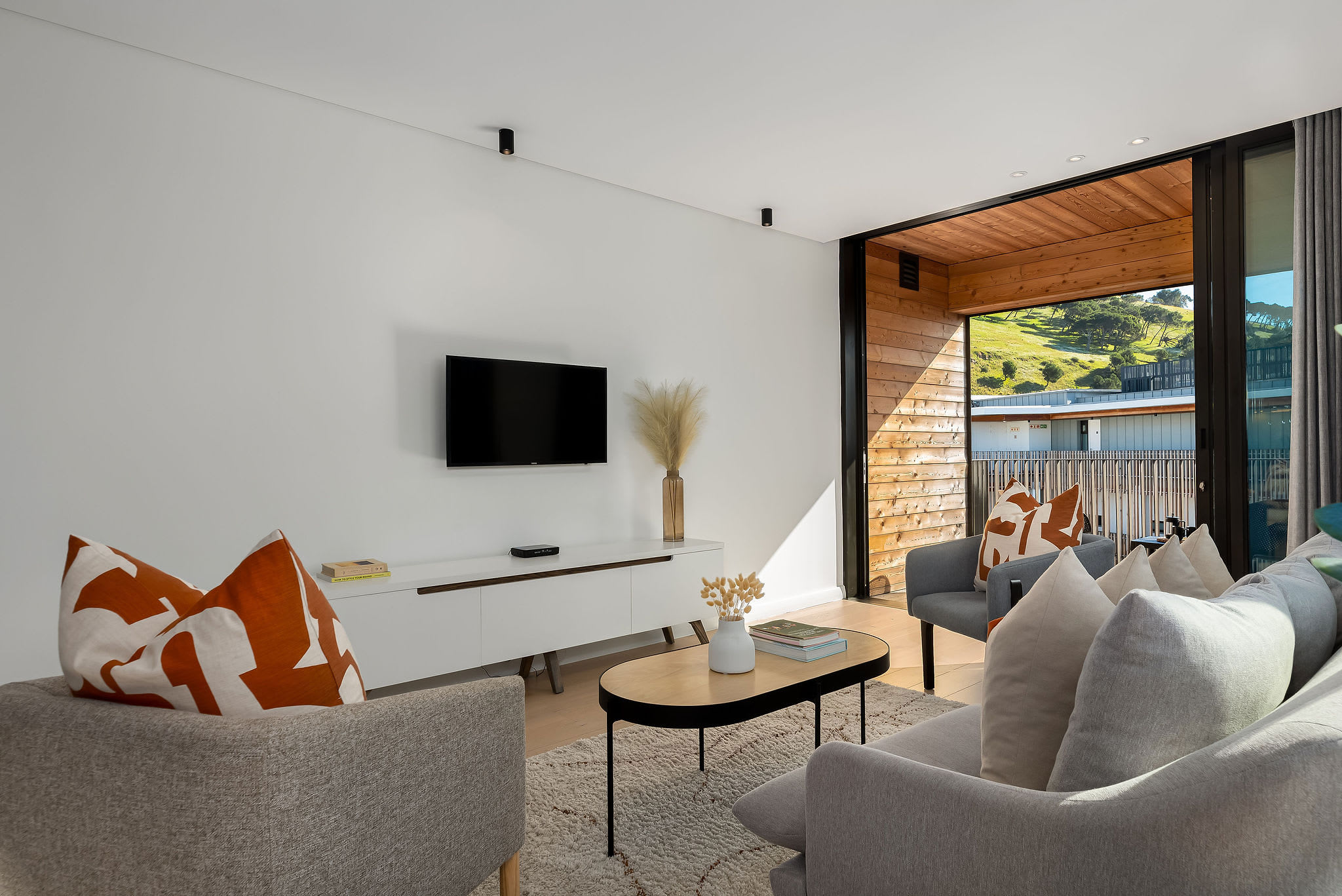 property_[object Object]_19