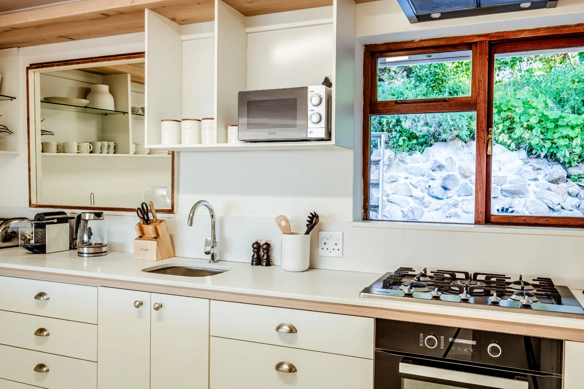 property_[object Object]_18