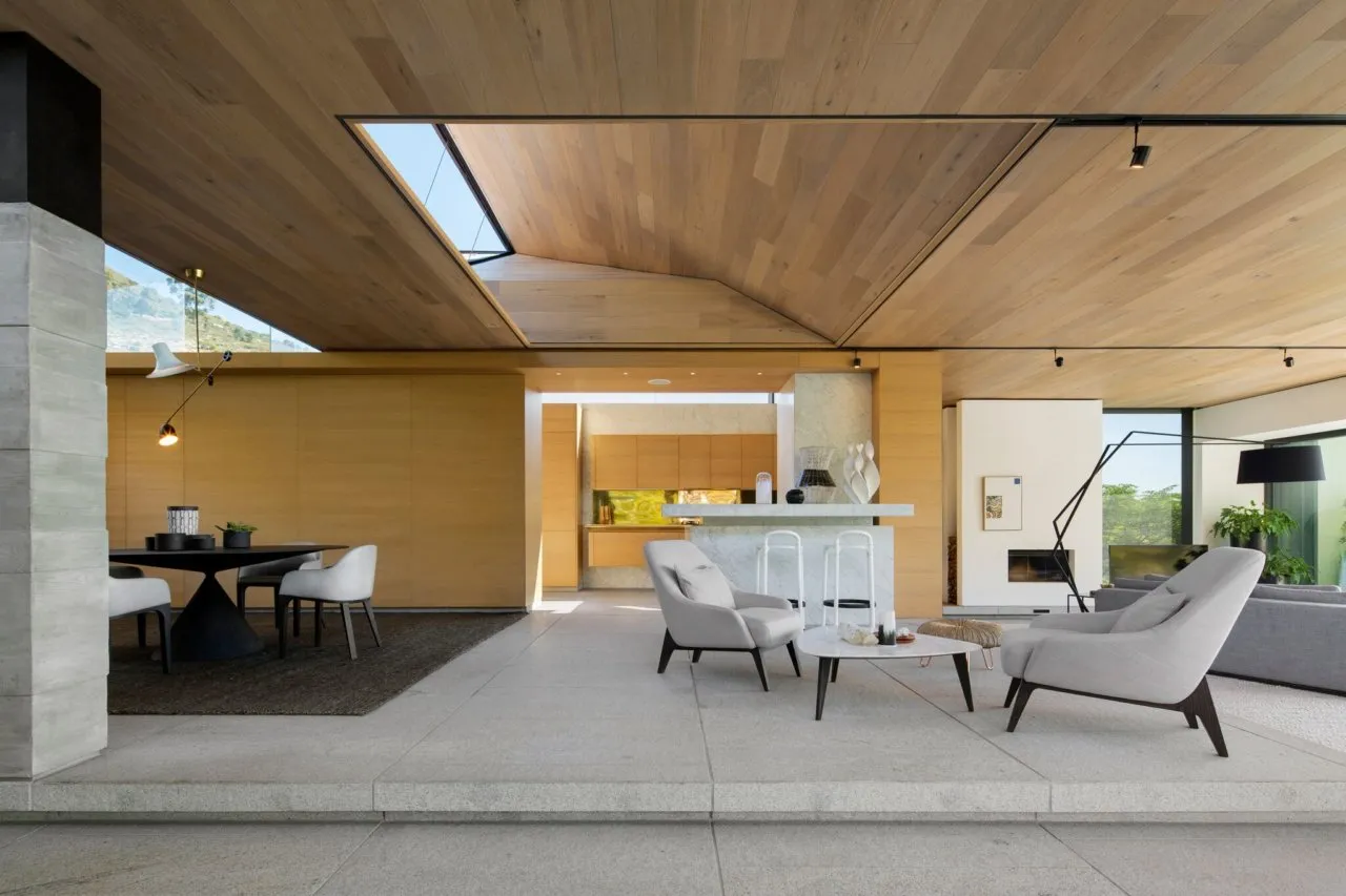 property_[object Object]_6