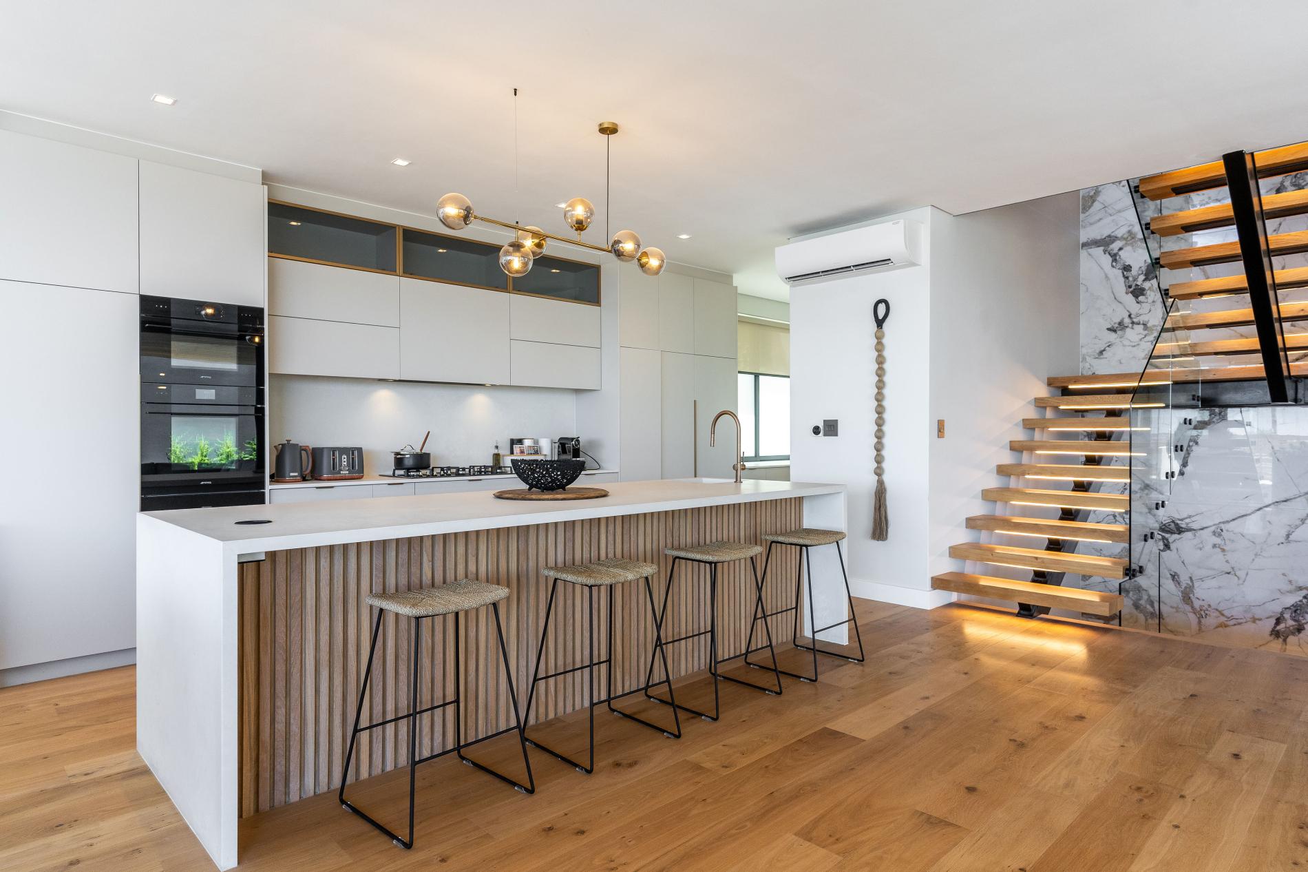 property_[object Object]_16