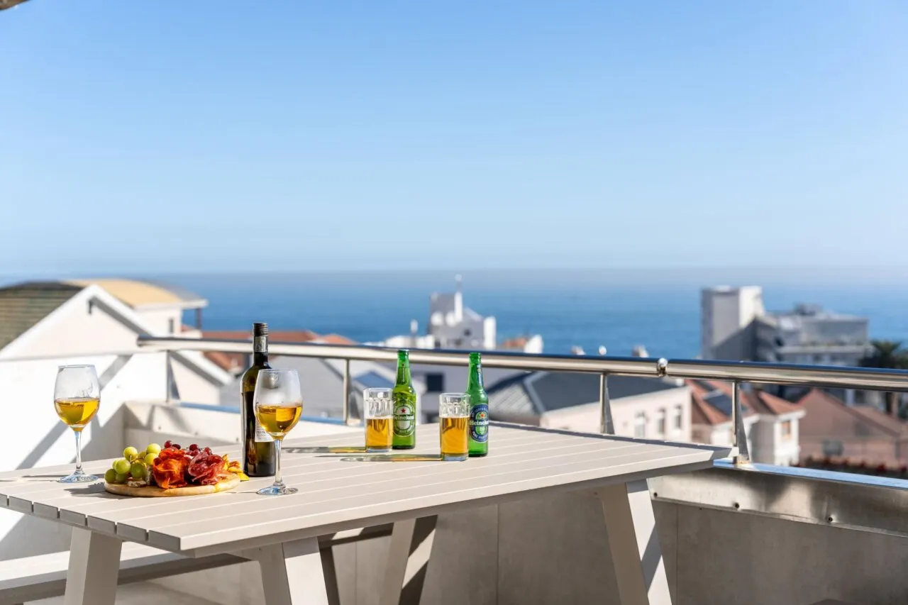 Bantry Bay Pearl, Bantry Bay