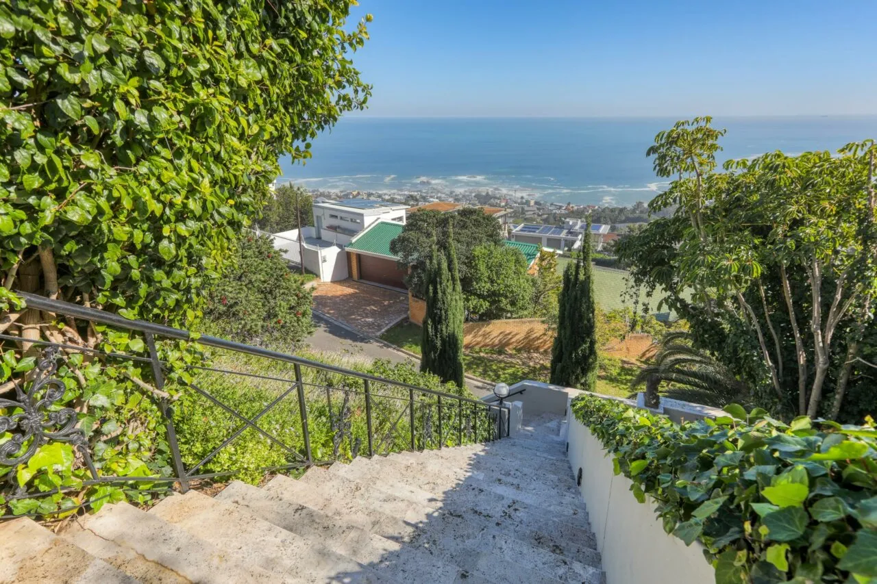 property_[object Object]_18