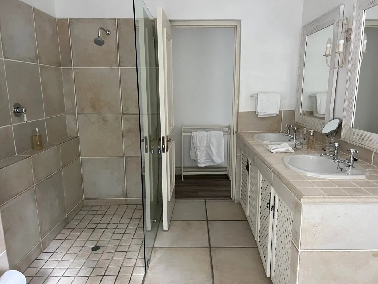 property_[object Object]_43