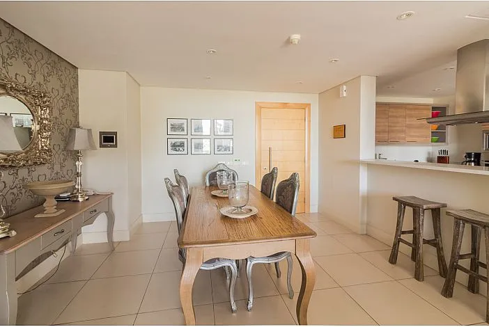 property_[object Object]_4