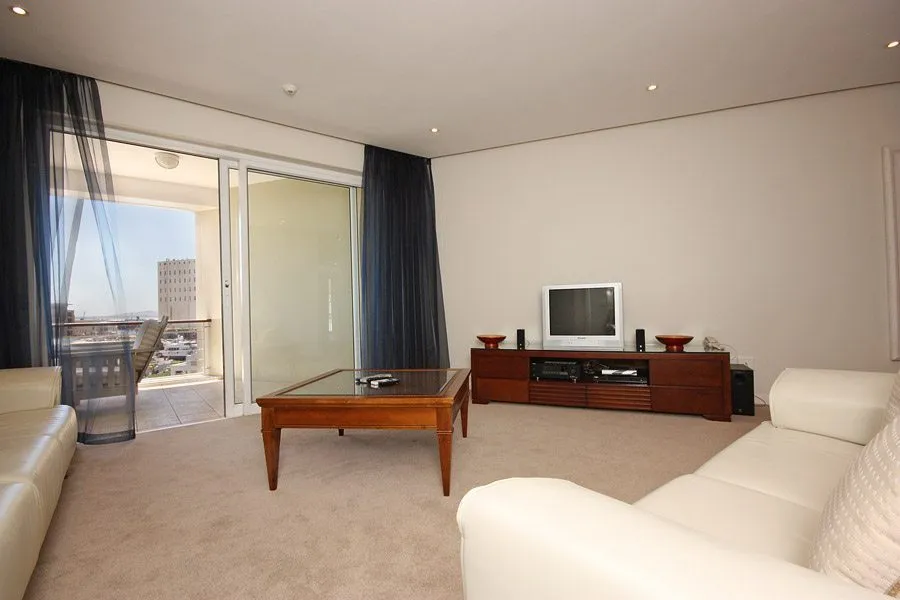 property_[object Object]_7