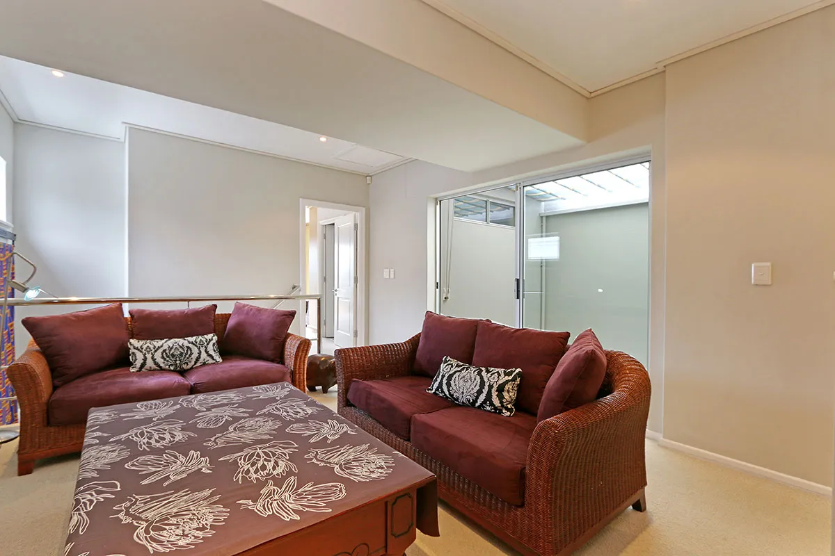 property_[object Object]_9