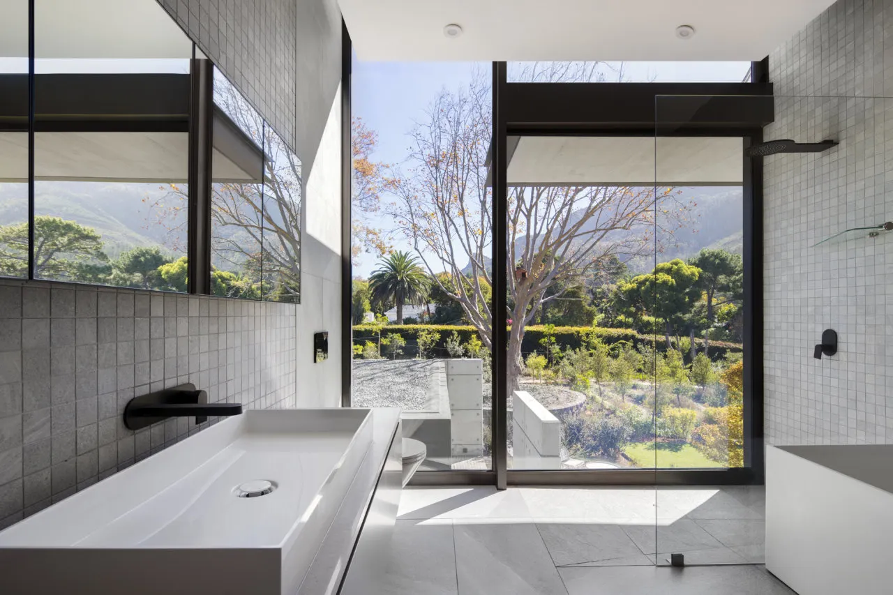 property_[object Object]_9