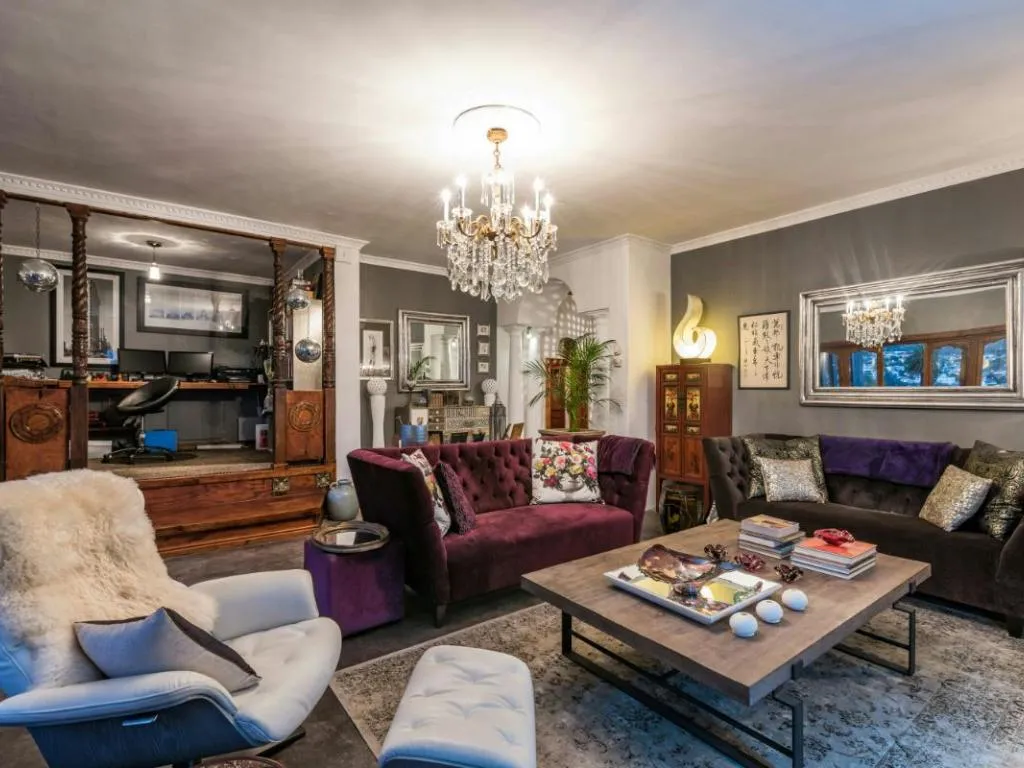 property_[object Object]_11