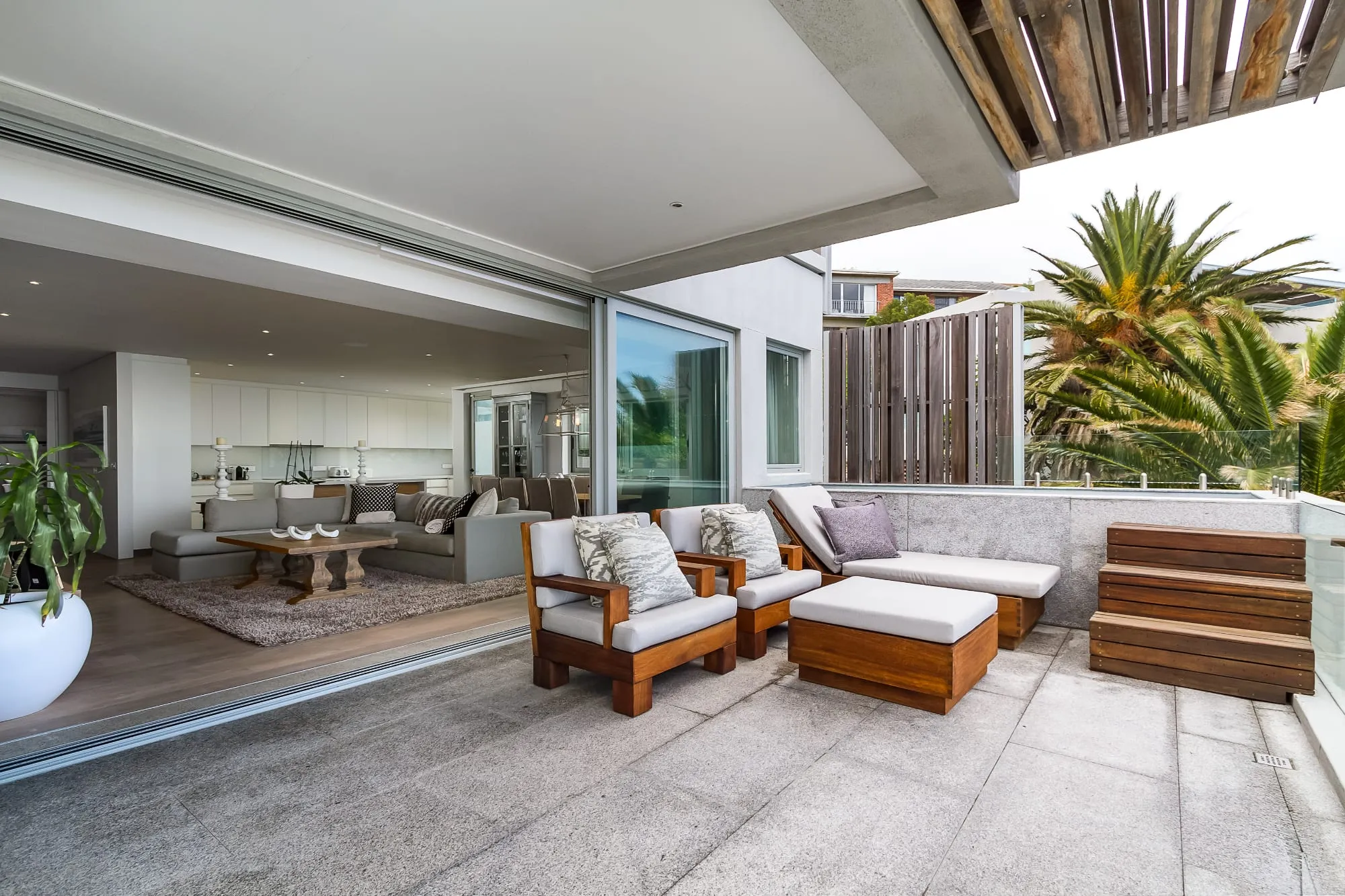 property_[object Object]_6