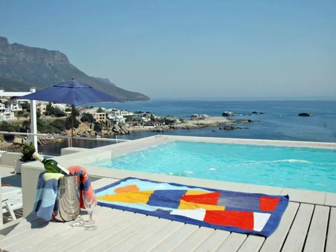 Azure, Camps Bay