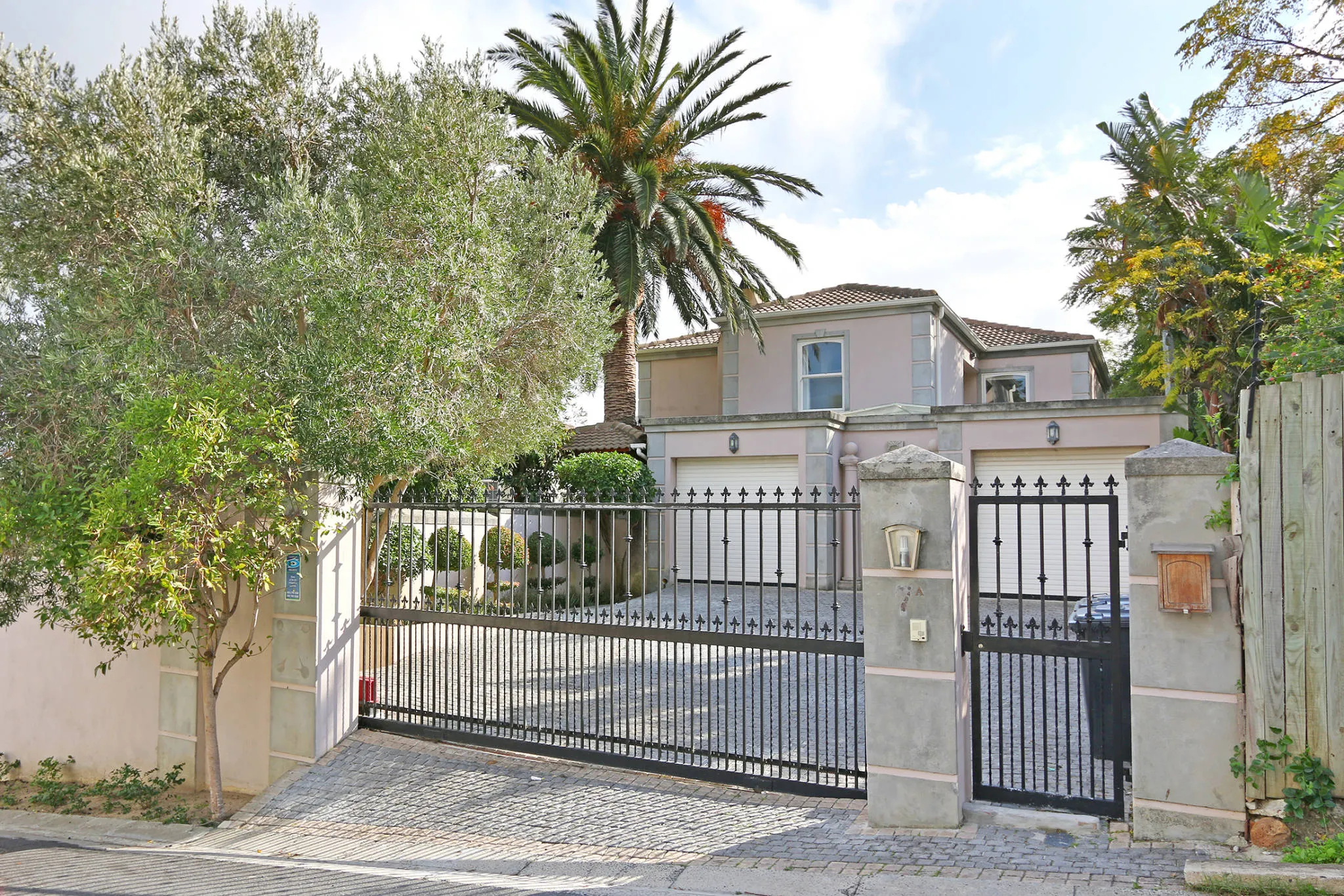 property_[object Object]_1