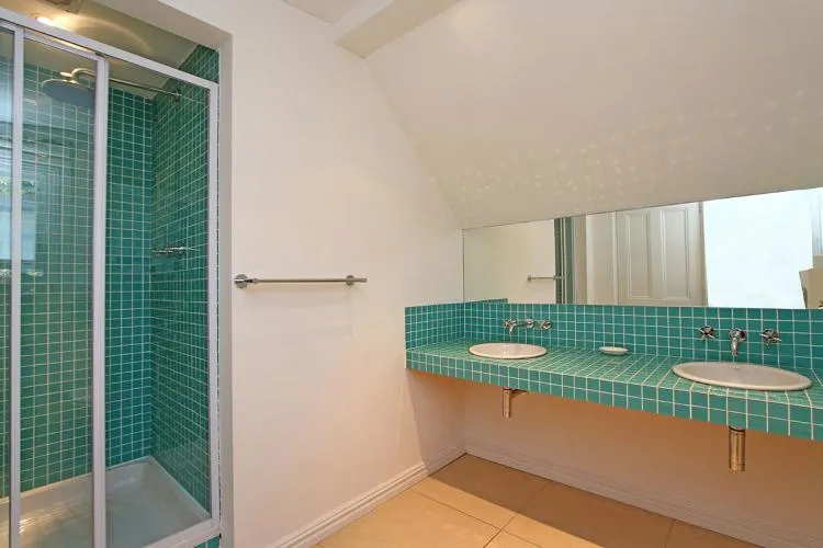 property_[object Object]_12