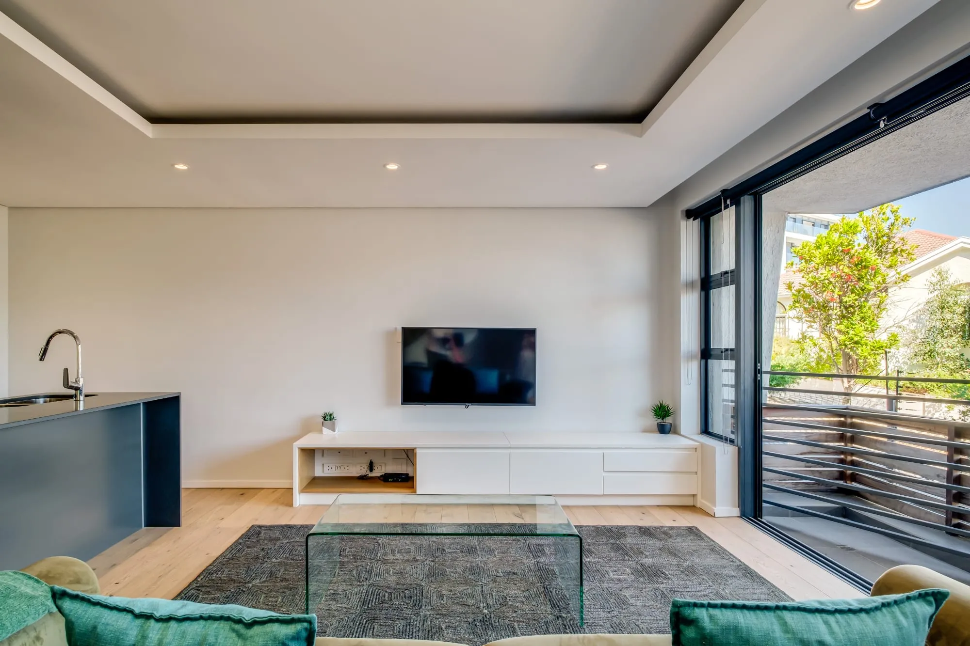 property_[object Object]_18