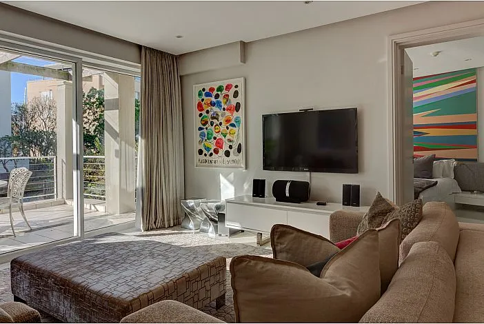 property_[object Object]_10