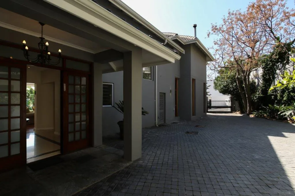 property_[object Object]_34