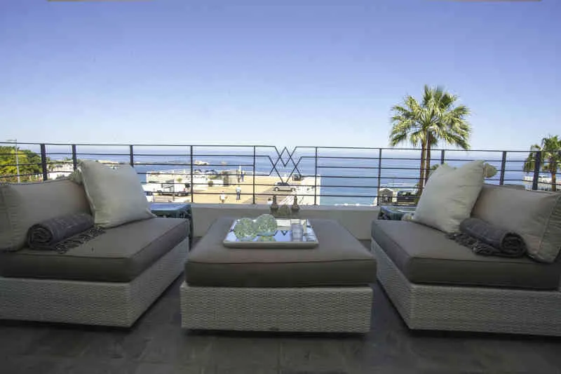 Clifton Crest, Clifton