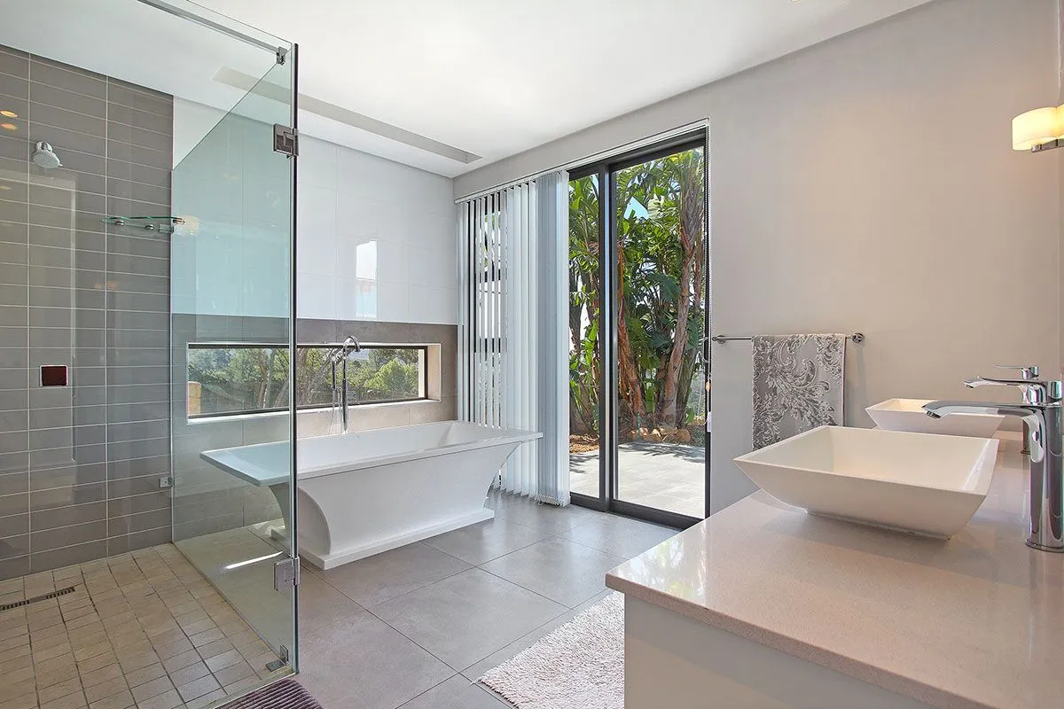 property_[object Object]_6