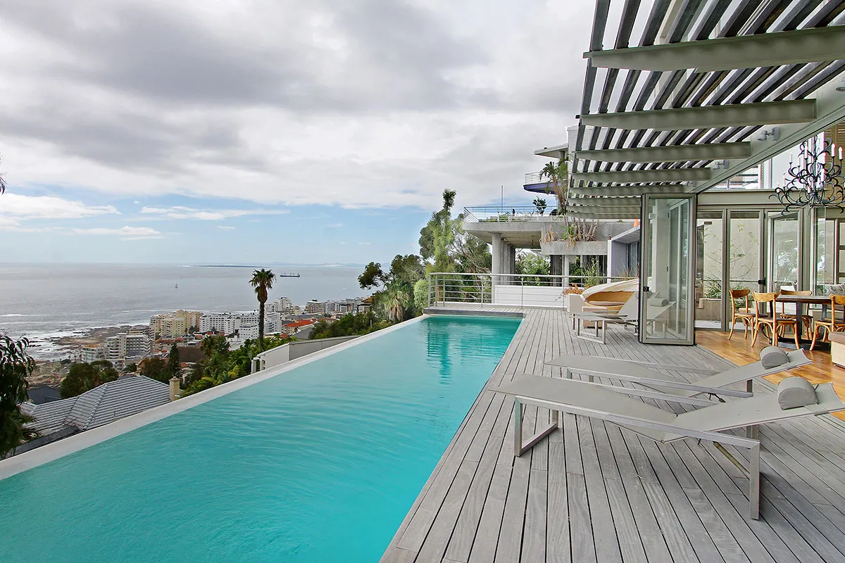 Open Villa, Bantry Bay