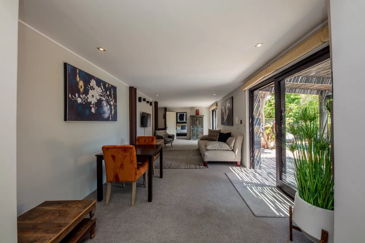 property_[object Object]_14