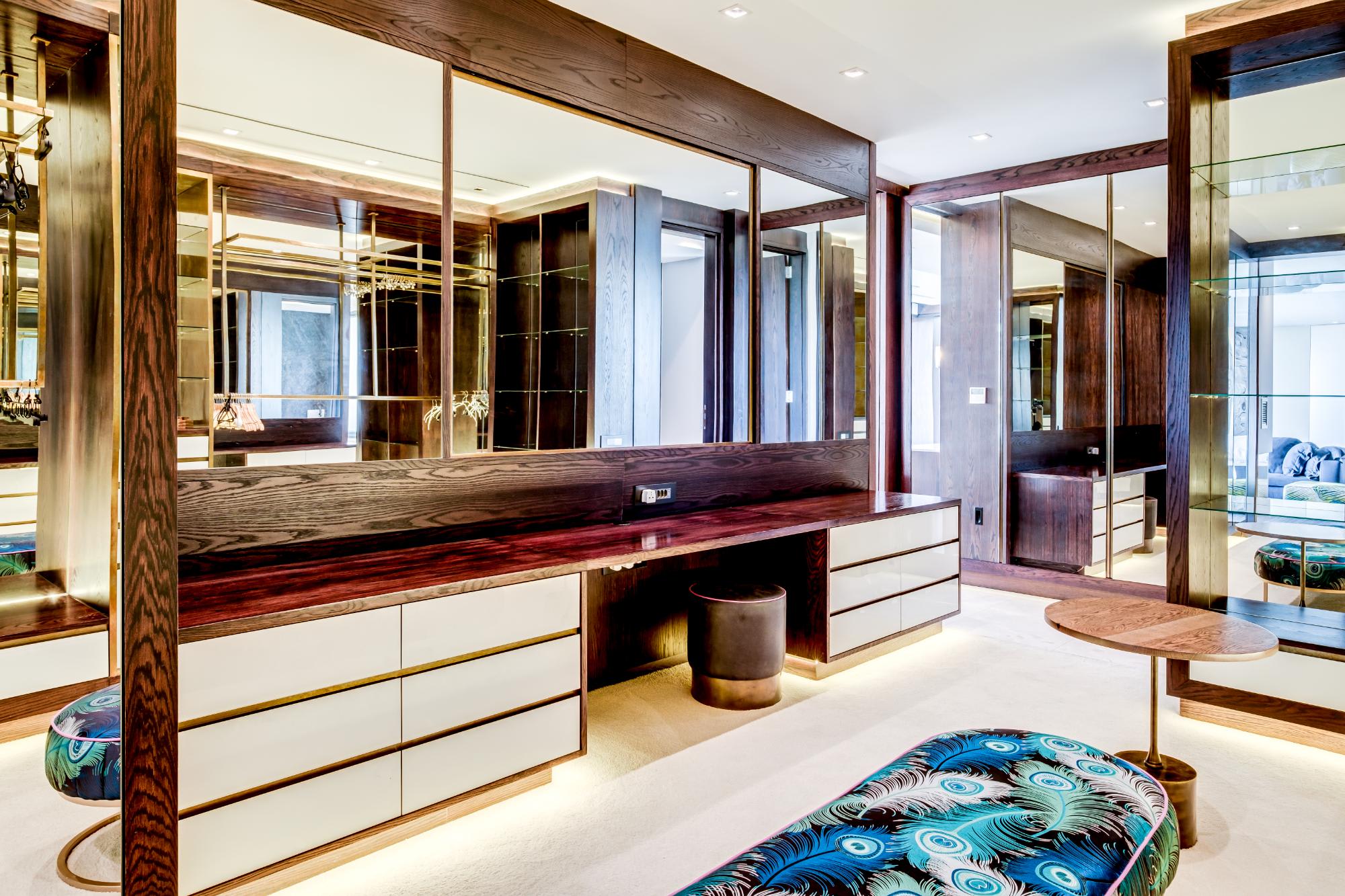 property_[object Object]_19