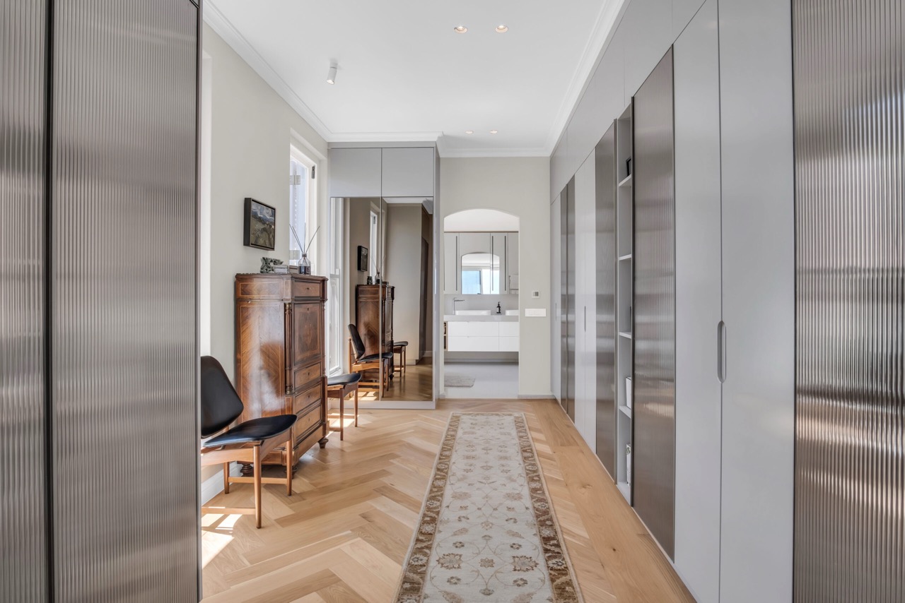 property_[object Object]_13