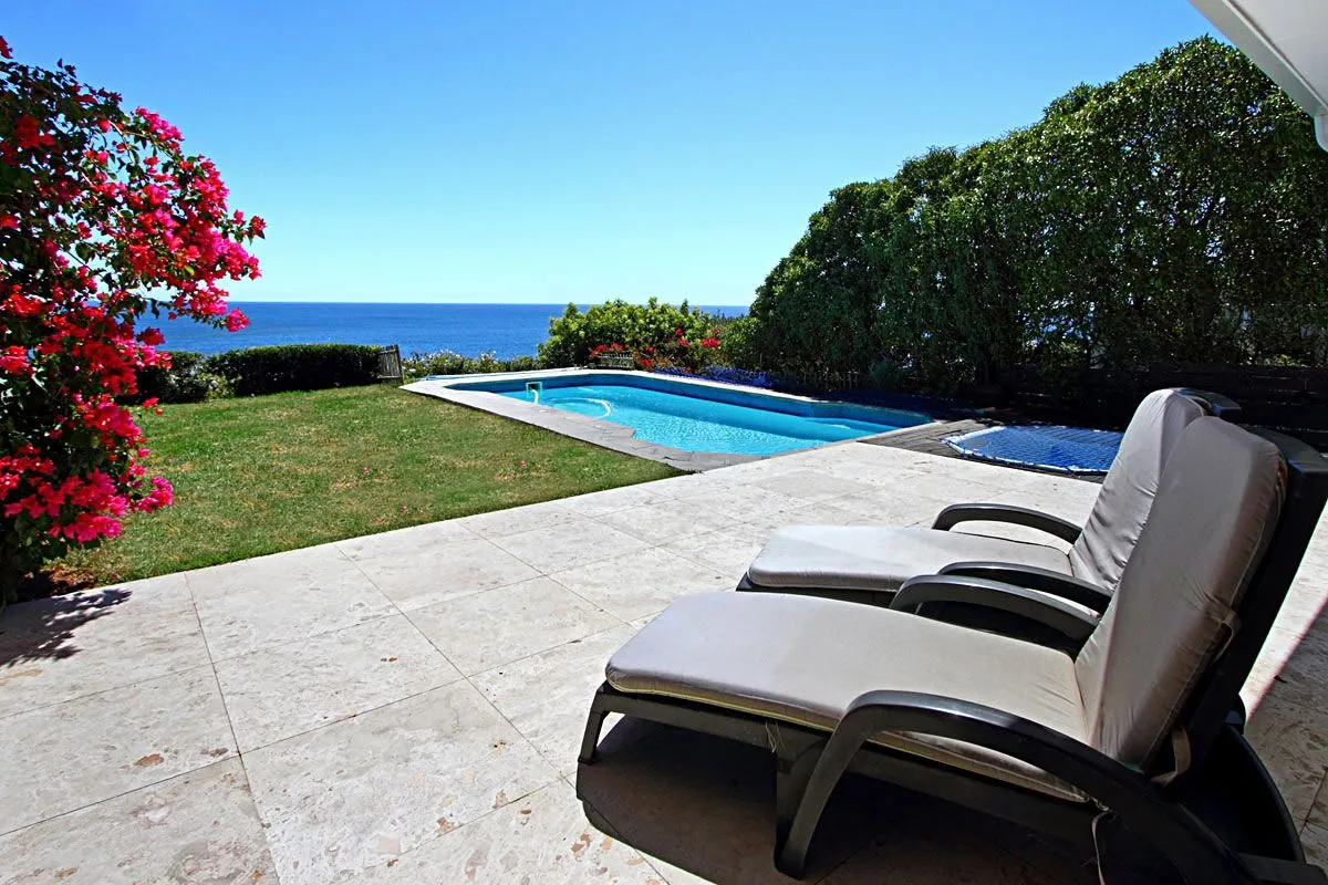 property_[object Object]_10