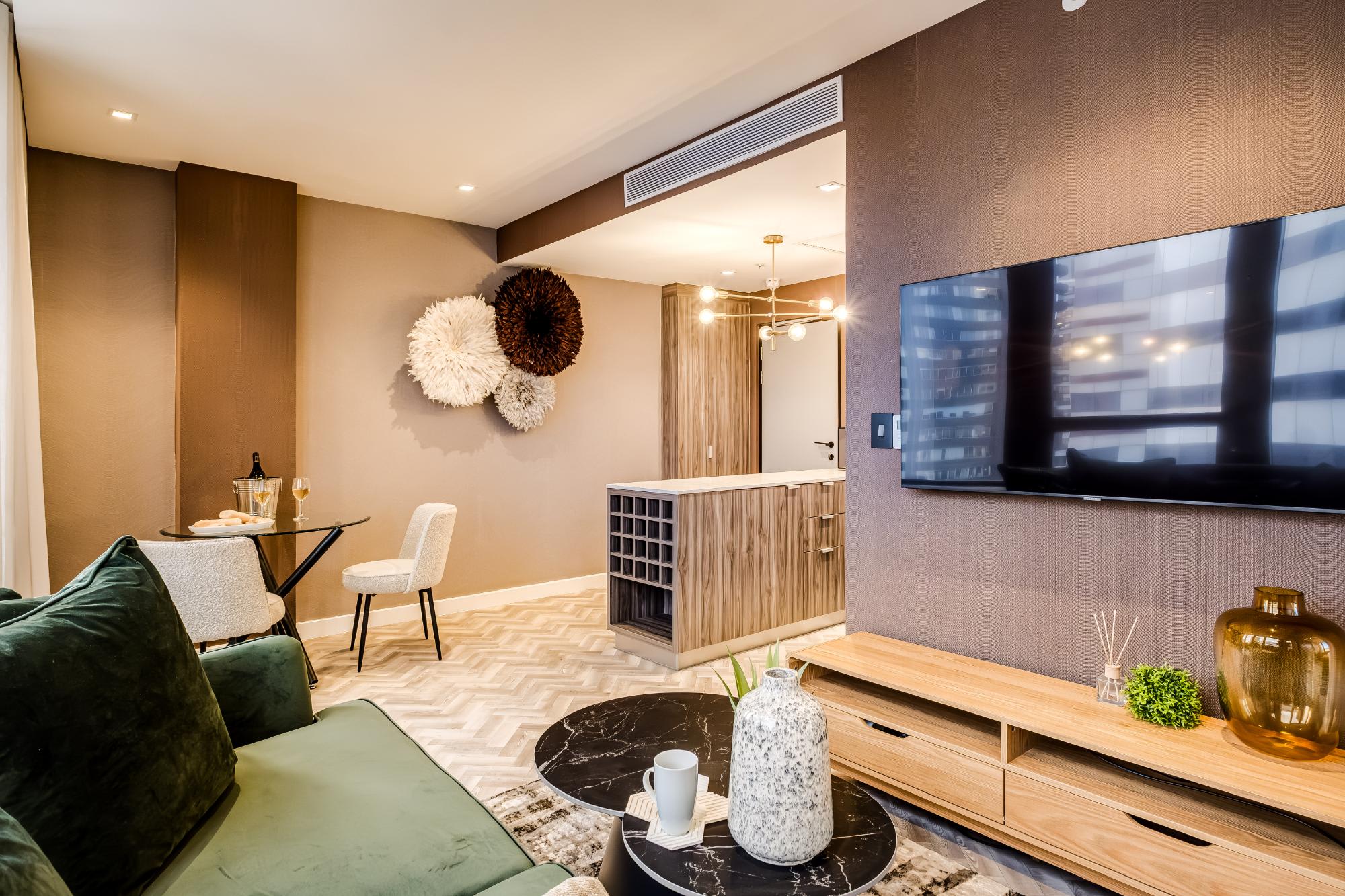 property_[object Object]_4