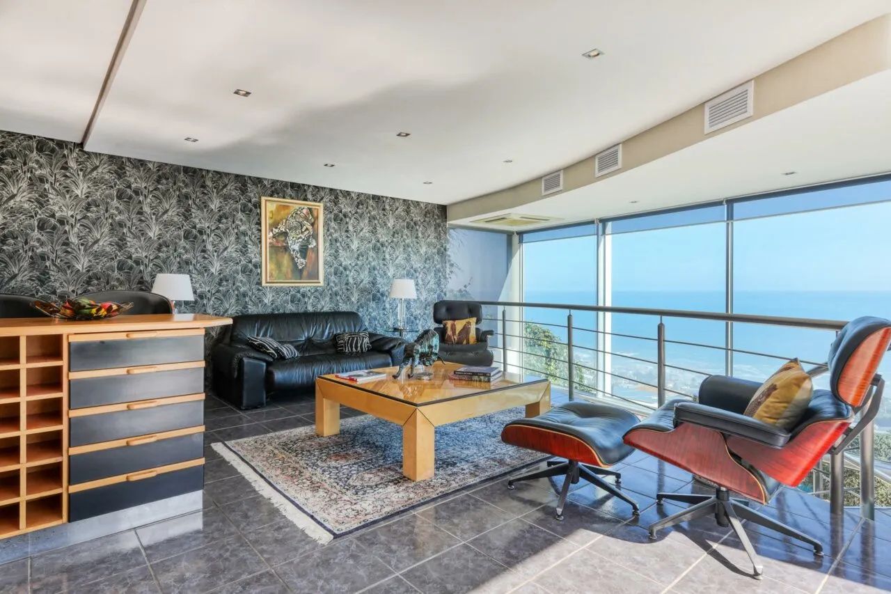 property_[object Object]_8