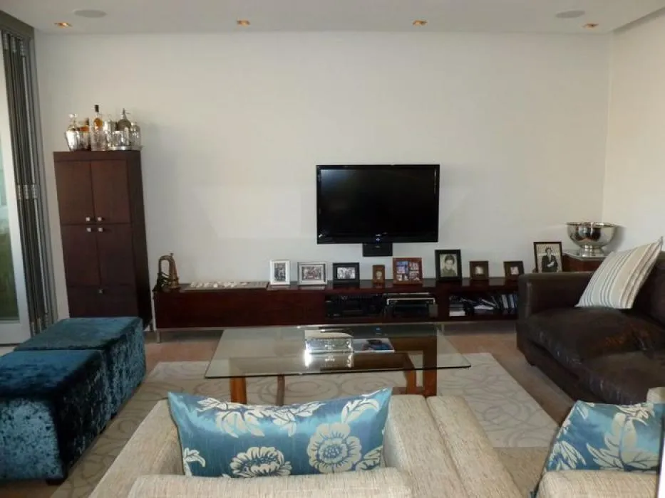 property_[object Object]_16