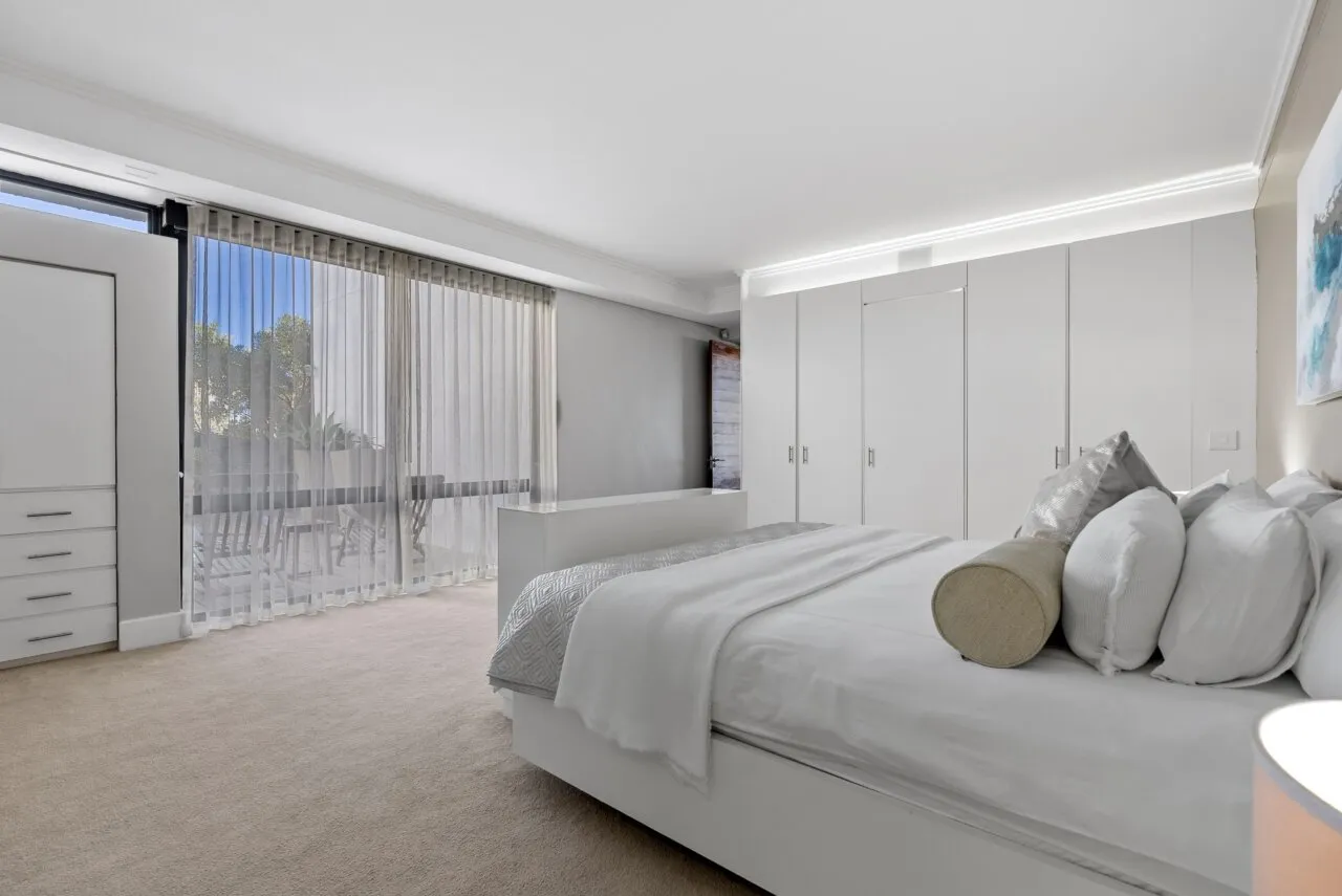 property_[object Object]_23