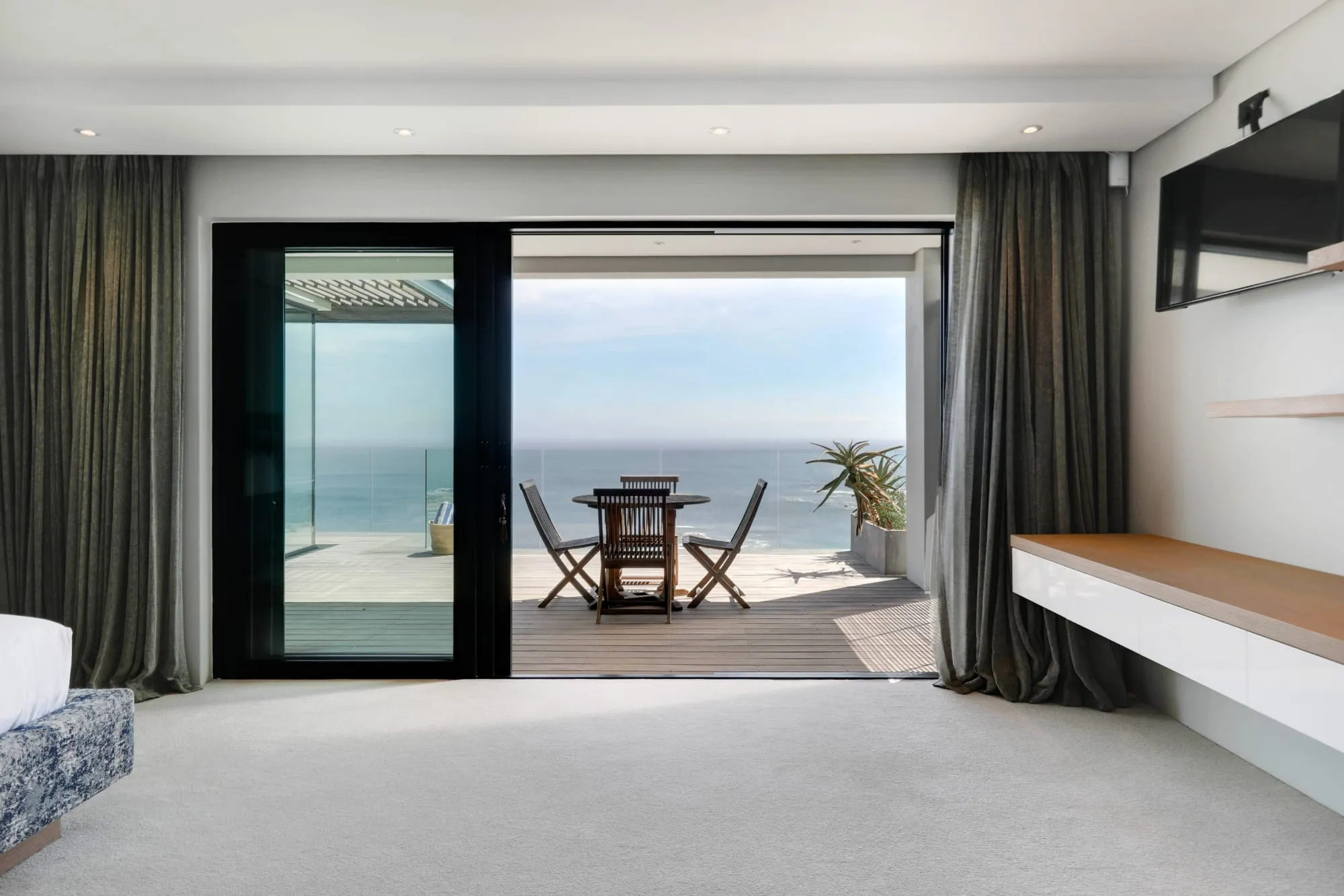 property_[object Object]_11