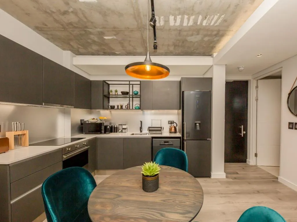 property_[object Object]_7