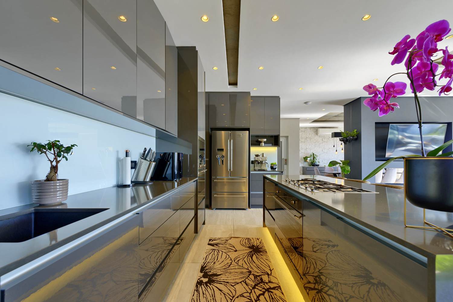 property_[object Object]_19