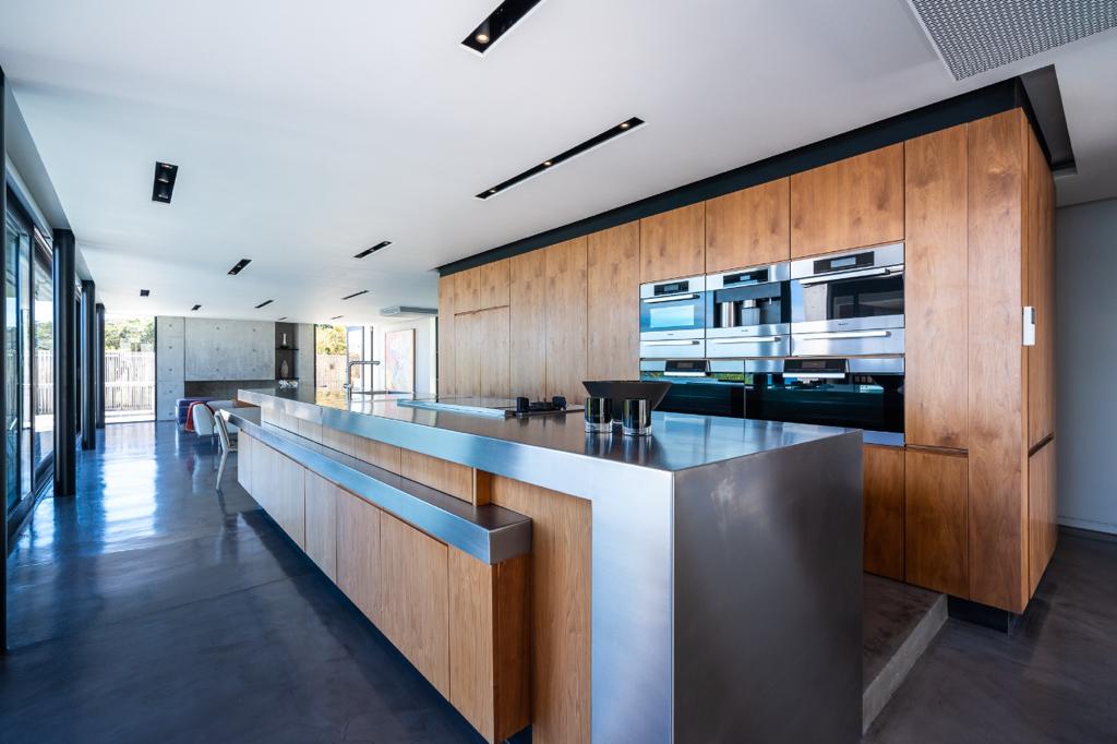 property_[object Object]_9