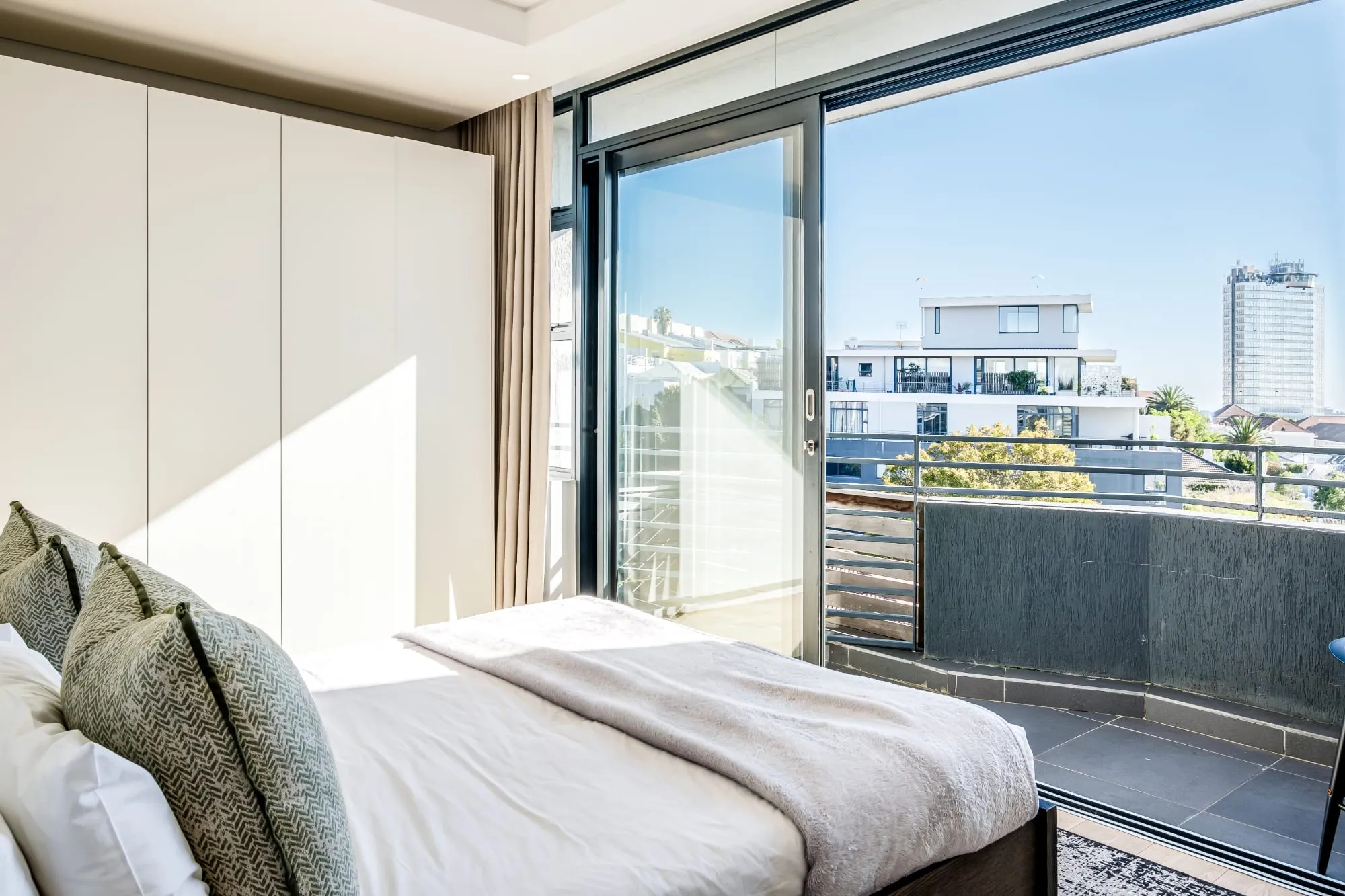 property_[object Object]_12