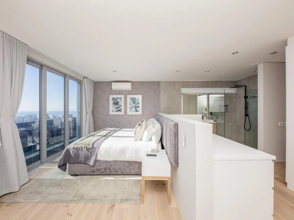 property_[object Object]_6