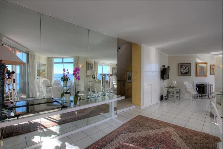 property_[object Object]_6