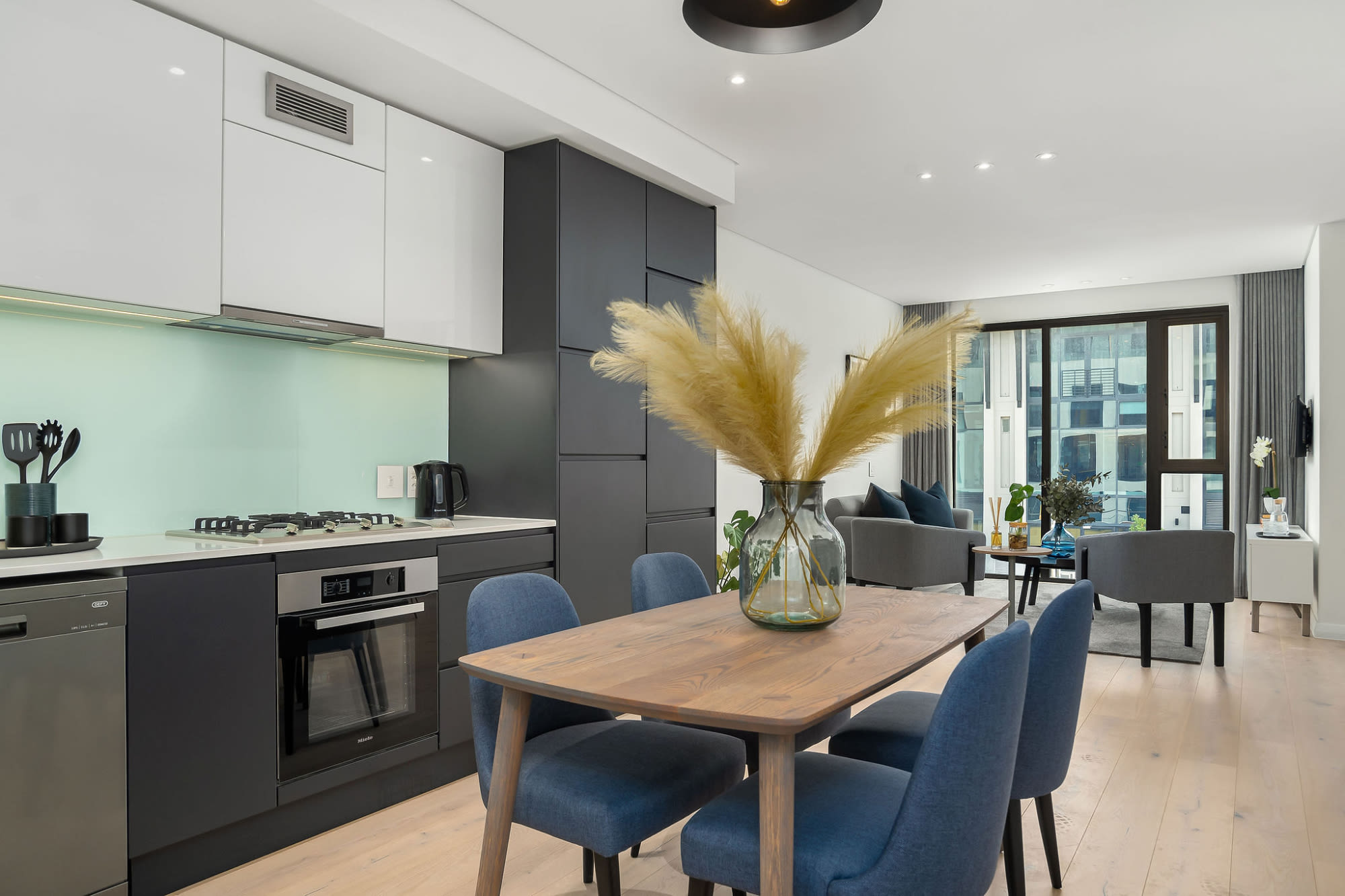 property_[object Object]_28