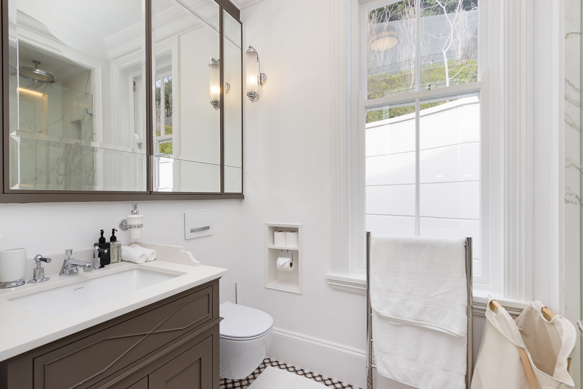 property_[object Object]_14