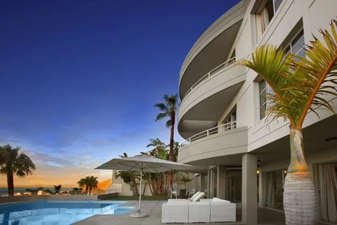 Arcadia Villa, Fresnaye