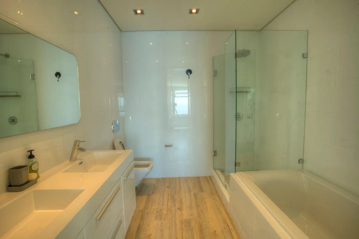 property_[object Object]_11