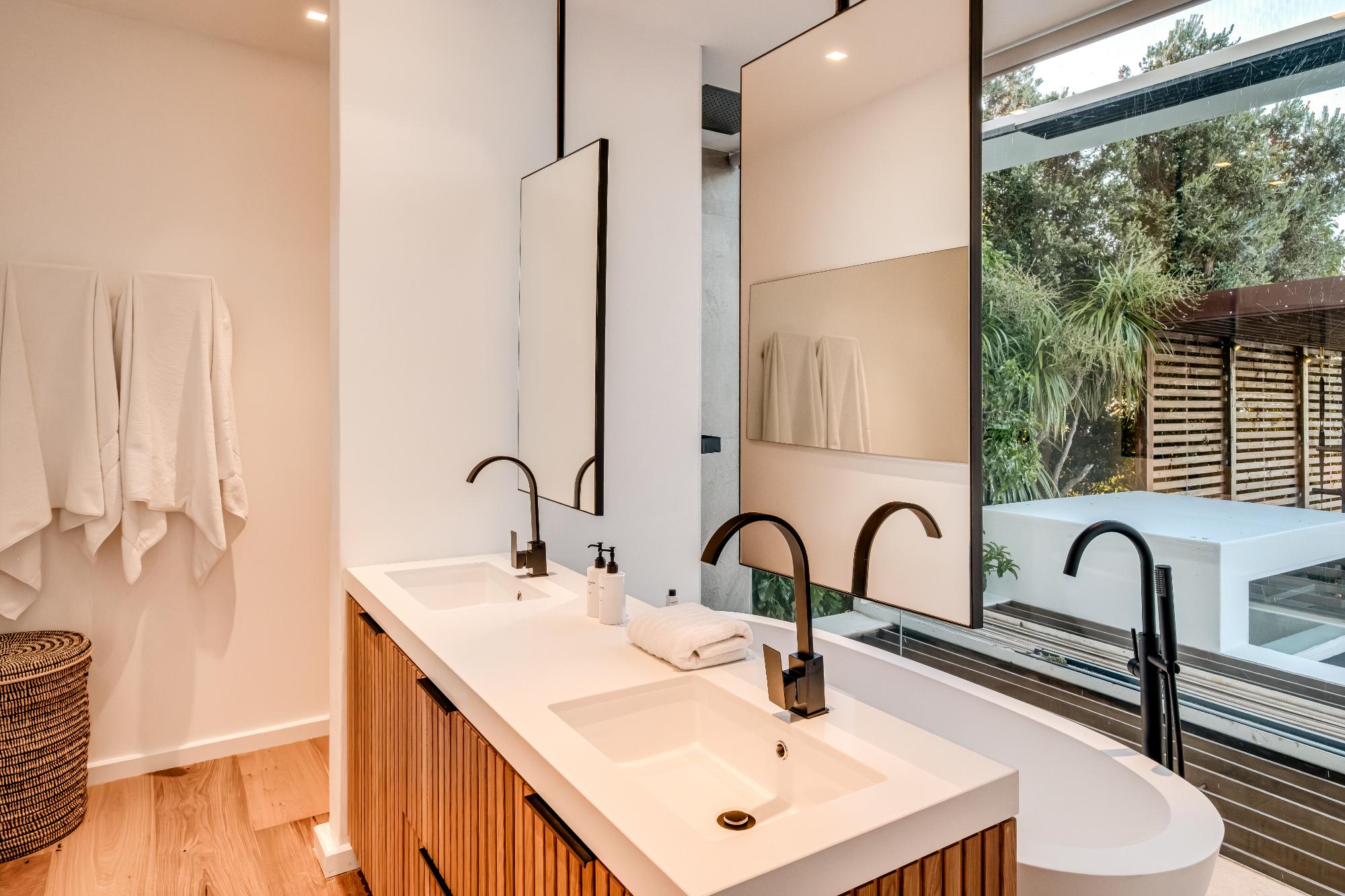 property_[object Object]_39