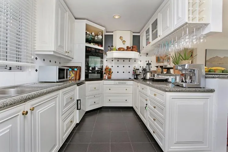 property_[object Object]_11